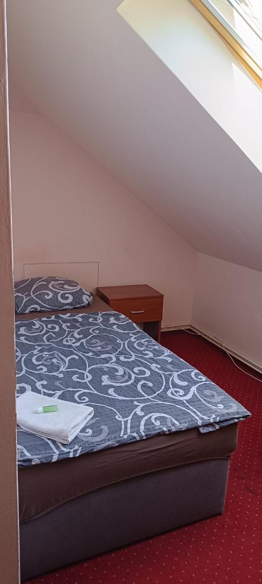 Apartment Karlovy Vary Bagian luar foto